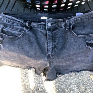 Old Navy women’s size 12 black denim shorts